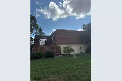 5245 Cedarbend Dr #4, Fort Myers, FL 33919 - Photo 3