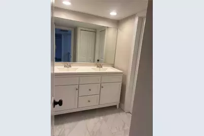 5245 Cedarbend Dr #4, Fort Myers, FL 33919 - Photo 17