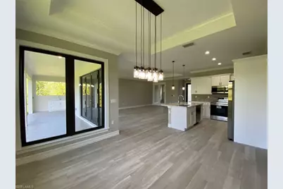 308 Golden Gate Blvd E, Naples, FL 34117 - Photo 5