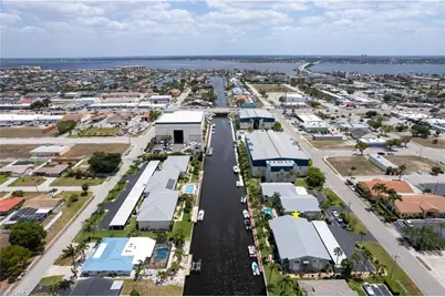 1409 SE 46th Ln #105, Cape Coral, FL 33904 - Photo 3