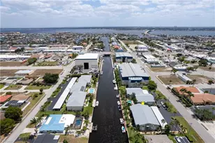 1409 SE 46th Ln, Cape Coral, FL 33904 - Photo 3