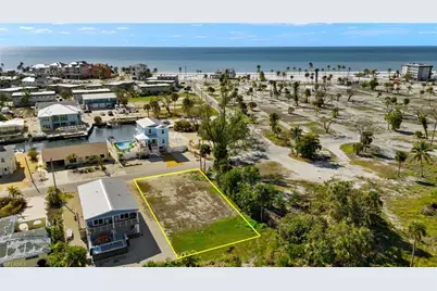 251 Donora Blvd, Fort Myers Beach, FL 33931 - Photo 7