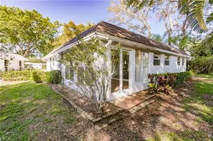 217 Yorkshire Ct, Naples, FL 34112 - Photo 33