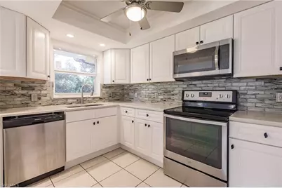 217 Yorkshire Ct #2, Naples, FL 34112 - Photo 13