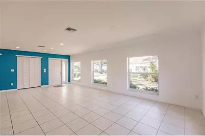 217 Yorkshire Ct #2, Naples, FL 34112 - Photo 7