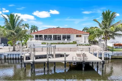 1048 Cottonwood Ct, Marco Island, FL 34145 - Photo 37