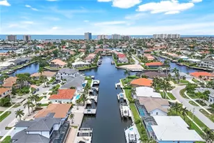 1048 Cottonwood Ct, Marco Island, FL 34145 - Photo 39