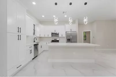 915 Anthony St E, Lehigh Acres, FL 33974 - Photo 37