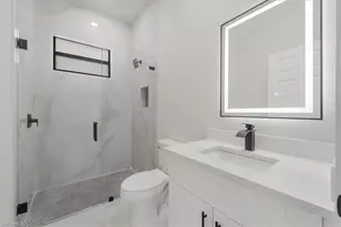 915 Anthony St E, Lehigh Acres, FL 33974 - Photo 21