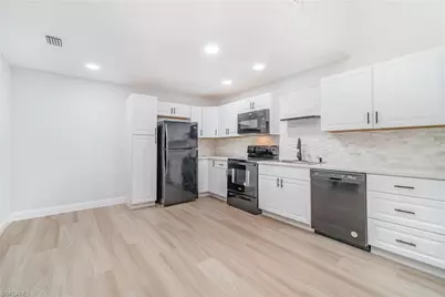 17287 Timber Oak Ln, Fort Myers, FL 33908 - Photo 7