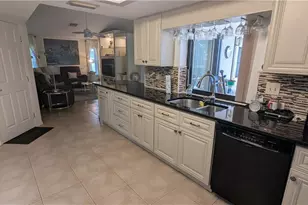 169 SE 21st St, Cape Coral, FL 33990 - Photo 11