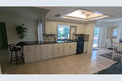 169 SE 21st St, Cape Coral, FL 33990 - Photo 9