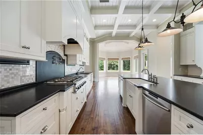 2263 Coach House Ln, Naples, FL 34105 - Photo 17