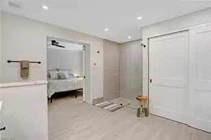 982 13th St N, Naples, FL 34102 - Photo 17