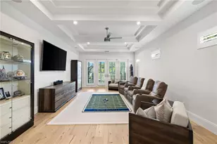 745 Riviera Dr, Naples, FL 34103 - Photo 23