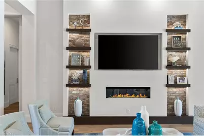 745 Riviera Dr, Naples, FL 34103 - Photo 9