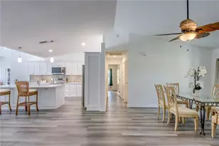 121 SE 17th St, Cape Coral, FL 33990 - Photo 17