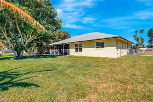 210 NE 10th Ave, Cape Coral, FL 33909 - Photo 25