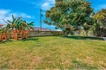 210 NE 10th Ave, Cape Coral, FL 33909 - Photo 27