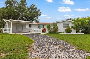 138 Dowling Ave NE Port Charlotte - S23cc.webp