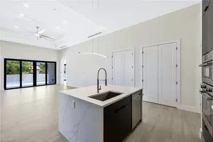 1297 Trail Terrace Dr, Naples, FL 34103 - Photo 9