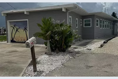 3827 Coconut Dr, Saint James City, FL 33956 - Photo 3