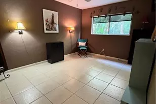 431 Van Buren St, Fort Myers, FL 33916 - Photo 13