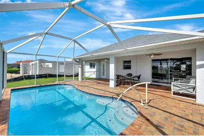 2301 SW 15th Pl, Cape Coral, FL 33991 - Photo 3