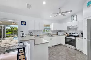 2301 SW 15th Pl, Cape Coral, FL 33991 - Photo 9