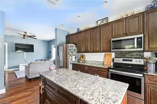 4440 40th St NE, Naples, FL 34120 - Photo 43