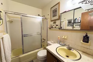 13150 Kings Point Dr, Fort Myers, FL 33919 - Photo 7