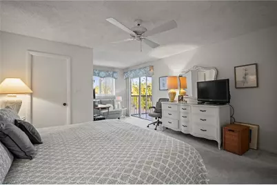 555 Park Shore Dr #B212, Naples, FL 34103 - Photo 5