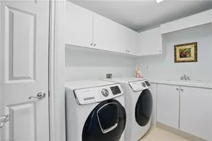 2728 Tiburon Blvd E, Naples, FL 34109 - Photo 23