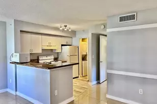 1185 Wildwood Lakes Blvd, Naples, FL 34104 - Photo 3