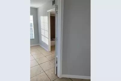 124 Santa Clara Dr #15, Naples, FL 34104 - Photo 11