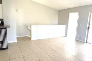 124 Santa Clara Dr, Naples, FL 34104 - Photo 15