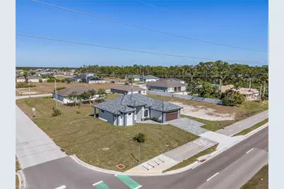 1817 Kismet Pkwy W, Cape Coral, FL 33993 - Photo 21