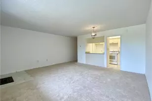 4906 Victoria Dr, Cape Coral, FL 33904 - Photo 13