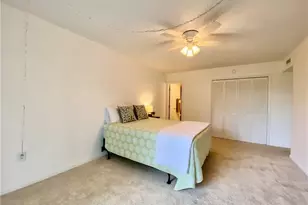 4906 Victoria Dr, Cape Coral, FL 33904 - Photo 7