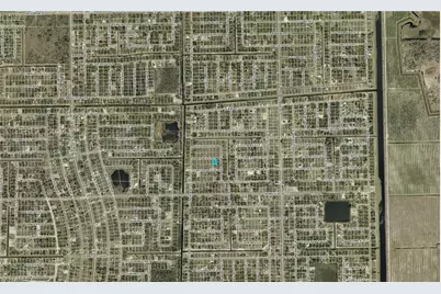 1118 Eaves St E, Lehigh Acres, FL 33974 - Photo 5