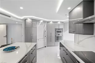 4751 Gulf Shore Blvd N, Naples, FL 34103 - Photo 7