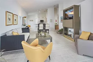 6275 Wilshire Pines Cir, Naples, FL 34109 - Photo 7