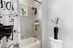 2567 Seychelles Dr, Naples, FL 34112 - Photo 25