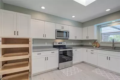 920 Altadena Dr, Fort Myers, FL 33919 - Photo 13