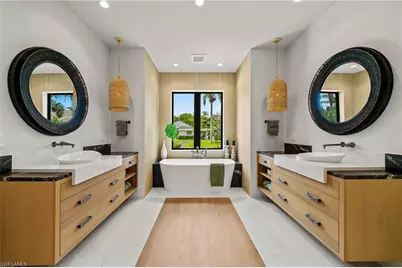 1261 13th Ave N, Naples, FL 34102 - Photo 33