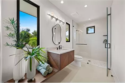 1261 13th Ave N, Naples, FL 34102 - Photo 43