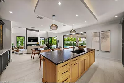 1261 13th Ave N, Naples, FL 34102 - Photo 17