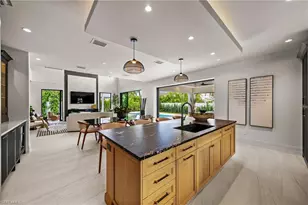 1261 13th Ave N, Naples, FL 34102 - Photo 17