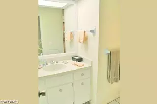 320 Gulf Shore Blvd S, Naples, FL 34102 - Photo 11