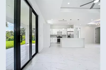 2707 36th Ave SE, Naples, FL 34117 - Photo 9